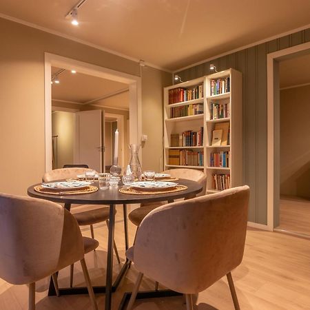 Cozy And Spacious Apartment In City Centre Tromsø Esterno foto
