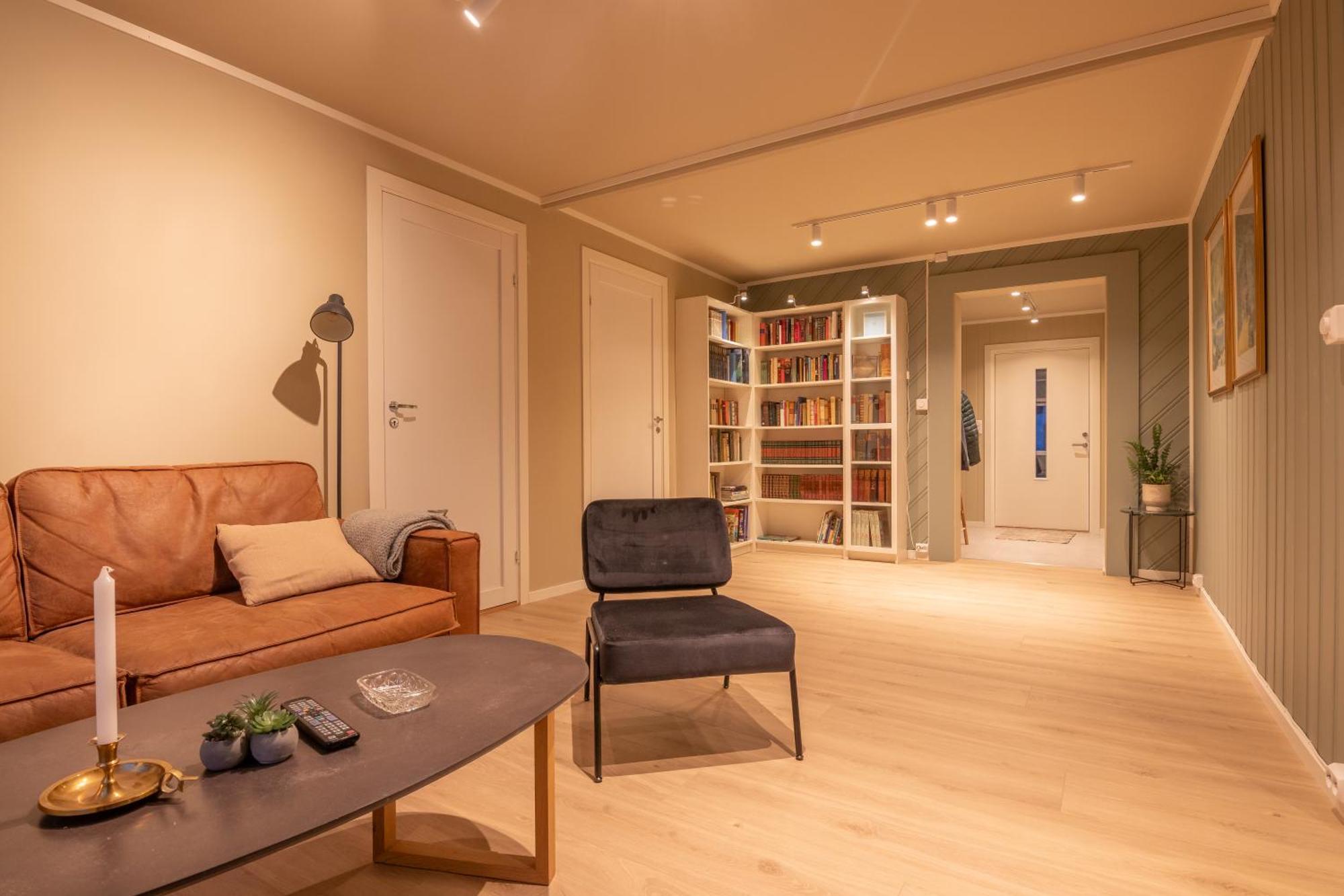 Cozy And Spacious Apartment In City Centre Tromsø Esterno foto